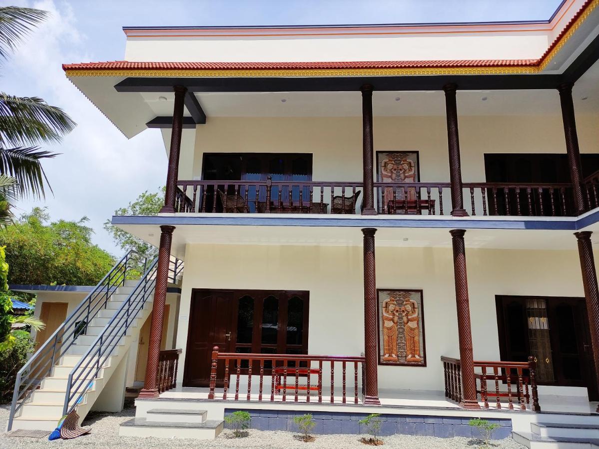 Kayaloram Resort Poovar Exterior photo