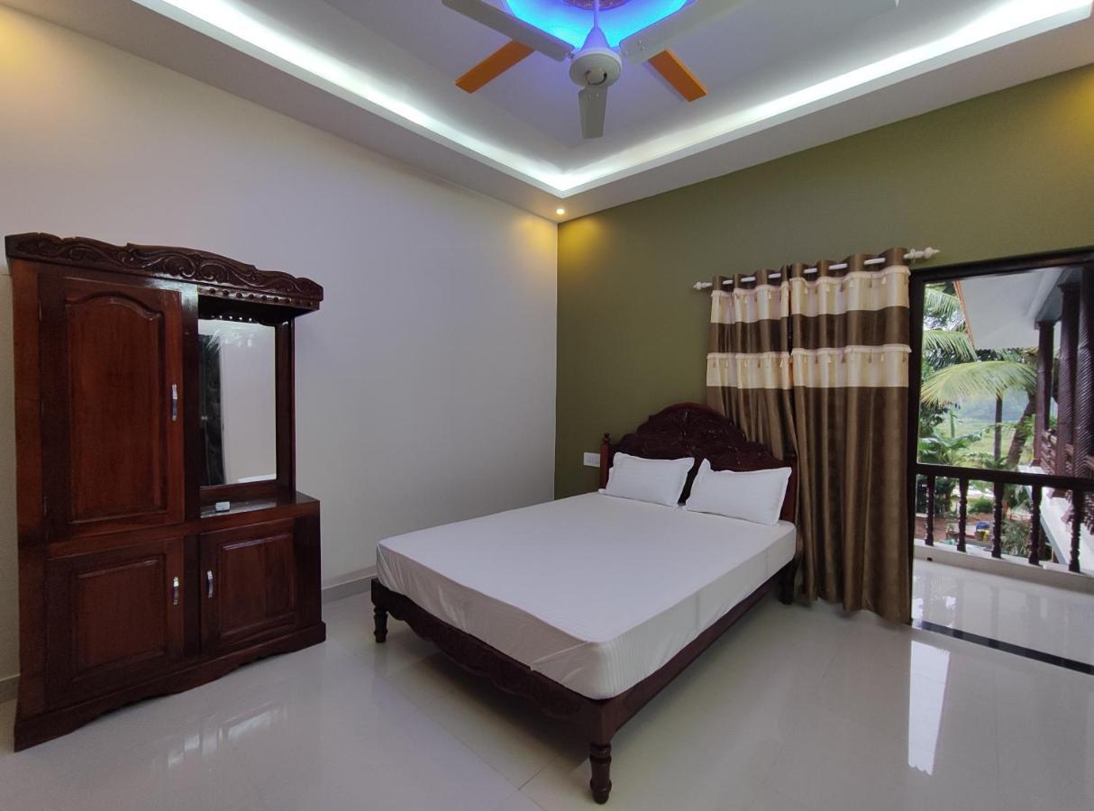Kayaloram Resort Poovar Exterior photo