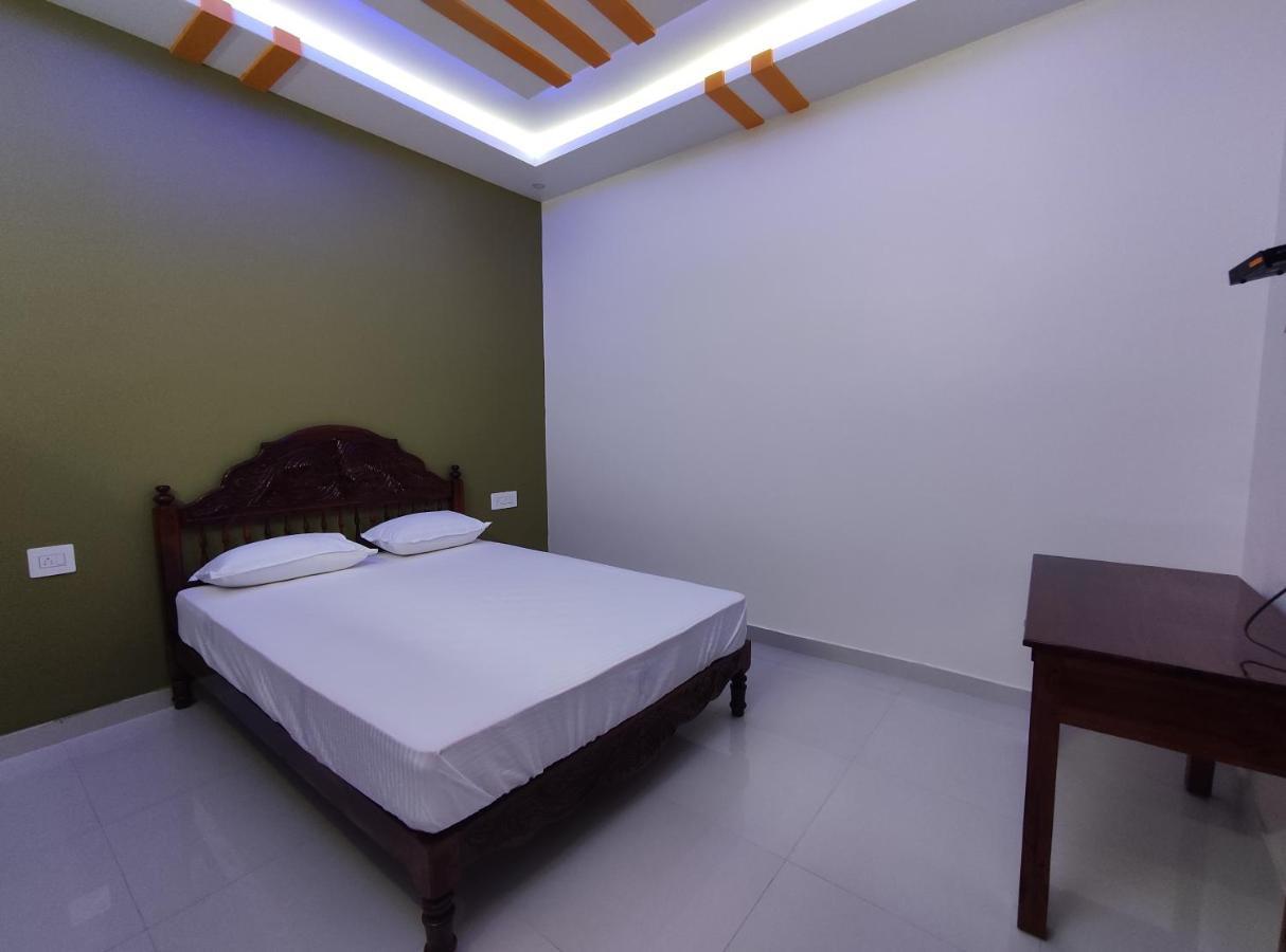 Kayaloram Resort Poovar Exterior photo